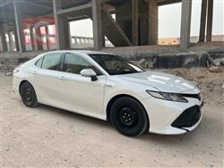 تۆیۆتا کامری